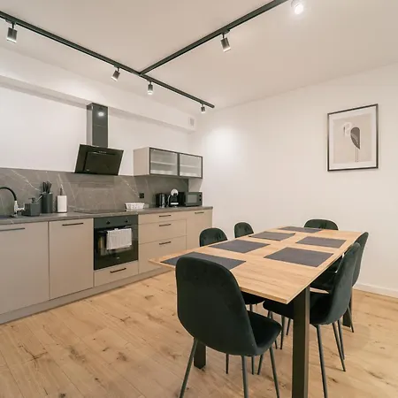 Solapart Luxury Self Check-in, Air-conditioned, A 9-minute Walk From The Museum *